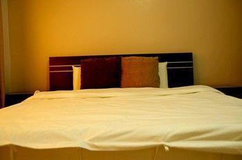 Tancor 3 Residential Suites سيبو المظهر الخارجي الصورة